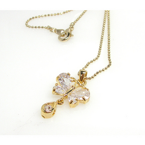 Romantic&amp;cute butterfly white necklace / GR10