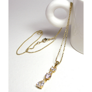 Lovely 화이트큐빅 round-tear necklace(G)/NK17