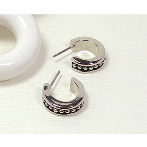 [품절]시크한 디자인~antique ring 귀걸이 / QY35